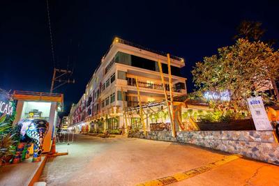 Baumancasa Beach Resort