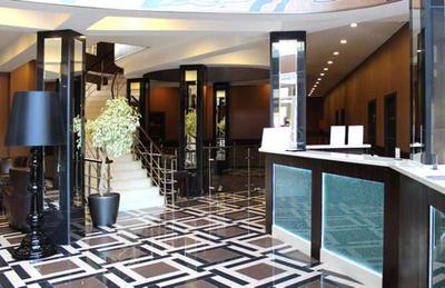 M Grand Hotel