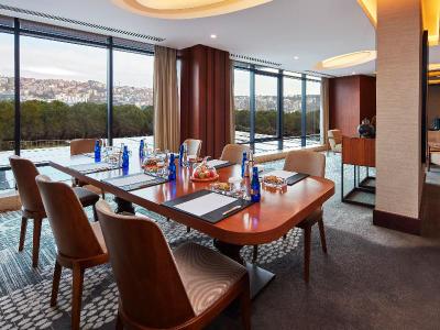 Movenpick Hotel Istanbul Golden Horn