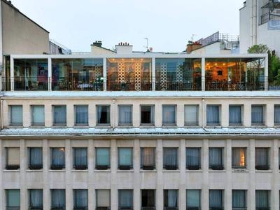The One Alma Paris