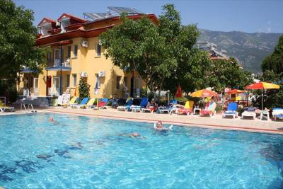Happy Nur Hotel