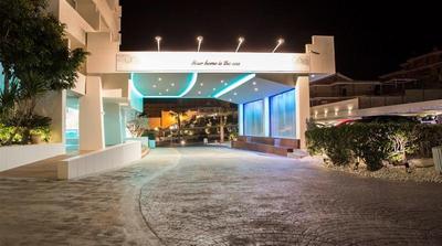 Onhotels Ocean Front