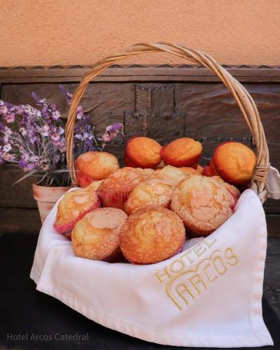 Hotel Arcos Catedral