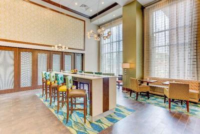 Hampton Inn and Suites Manchester