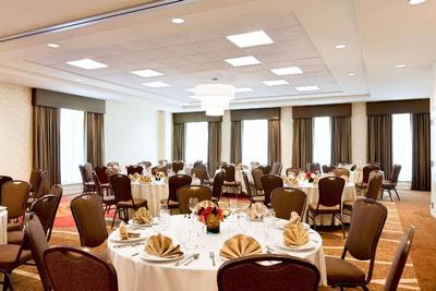 Hilton Garden Inn Boston Logan Airport, MA