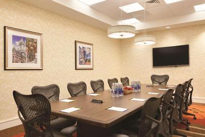 Hilton Garden Inn Boston Logan Airport, MA