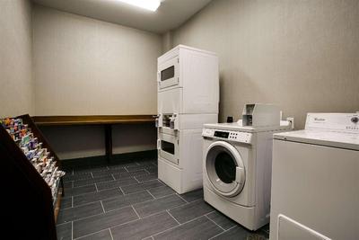 Hampton Inn & Suites Dallas/Ft Worth Airport South