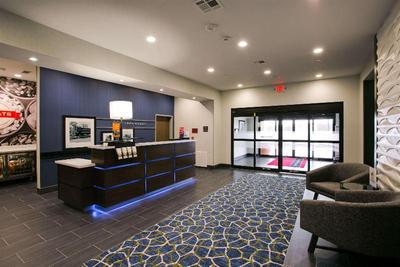 Hampton Inn & Suites Dallas/Ft Worth Airport South
