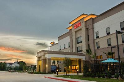 Hampton Inn & Suites Houston North IAH