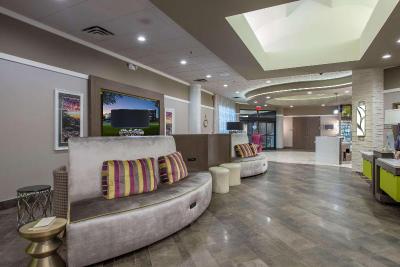 DoubleTree by Hilton Winston Salem - University