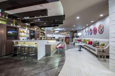 DoubleTree by Hilton Winston Salem - University
