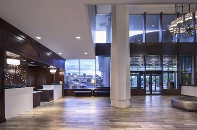 DoubleTree by Hilton Jacksonville Riverfront, FL