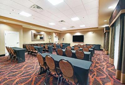 Hampton Inn & Suites Milwaukee/Franklin