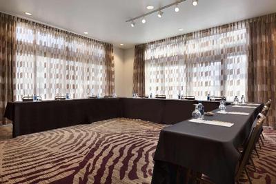 DoubleTree by Hilton Oklahoma City Airport