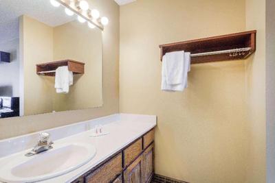 Baymont by Wyndham Florence/Muscle Shoals