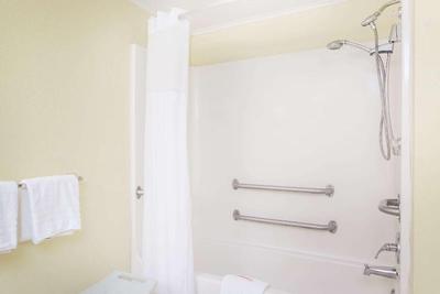 Days Inn by Wyndham Dover Downtown