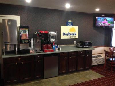 Ameraview Inn And Suites