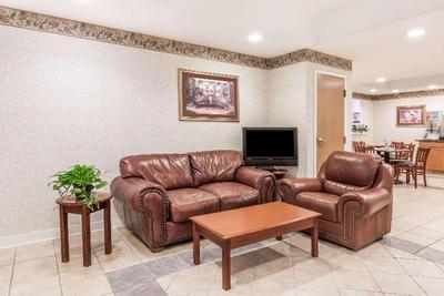Days Inn by Wyndham Glen Allen
