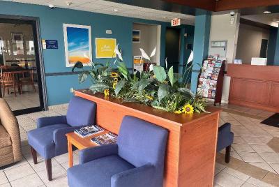 Days Inn & Suites by Wyndham Seaford
