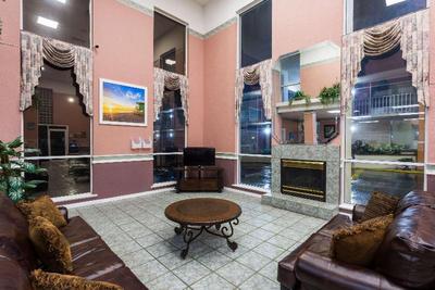 Days Inn & Suites by Wyndham Port Richey