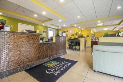 Quality Inn & Suites Glenmont - Albany South