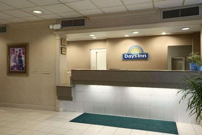 Days Inn by Wyndham Sidney