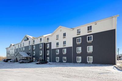 Days Inn & Suites by Wyndham Rochester South