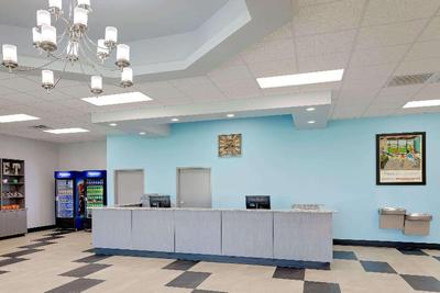 Howard Johnson by Wyndham Florence