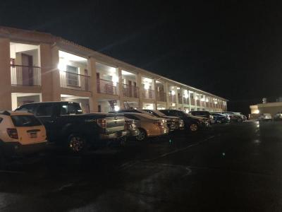 Knights Inn Oswego