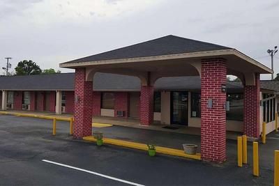 Travelodge By Wyndham Jackson North