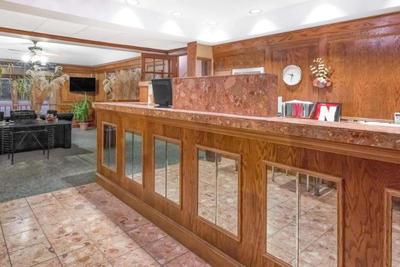 Knights Inn & Suites South Sioux City