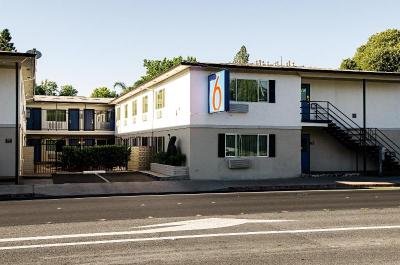 Motel 6 Modesto Downtown