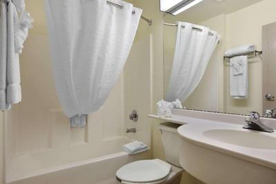 Microtel Inn & Suites by Wyndham Palm Coast I-95