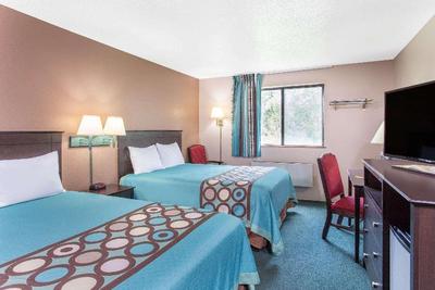 Super 8 by Wyndham Austin MN