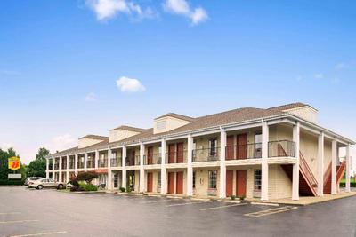Super 8 by Wyndham Garner/Clayton/Raleigh