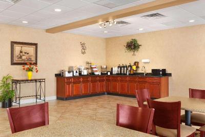 Baymont By Wyndham Latham Albany Airport