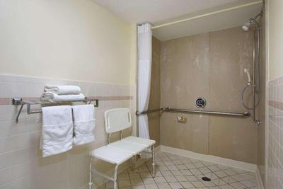 Days Inn by Wyndham Longview South