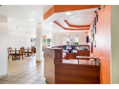 Americas Best Value Inn & Suites Brunswick