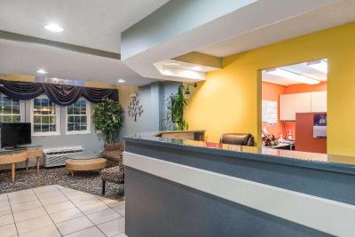 Microtel Inn & Suites By Wyndham Riverside