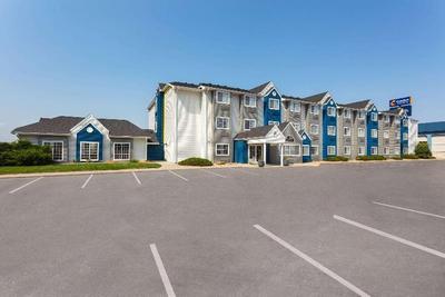 Microtel Inn & Suites by Wyndham Rapid City
