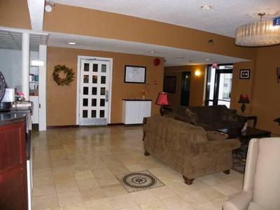 Ramada by Wyndham Painted Post Corning