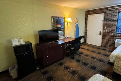 Travelodge by Wyndham Airport Platte City