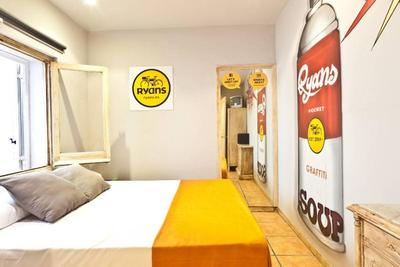 Ten Hostel