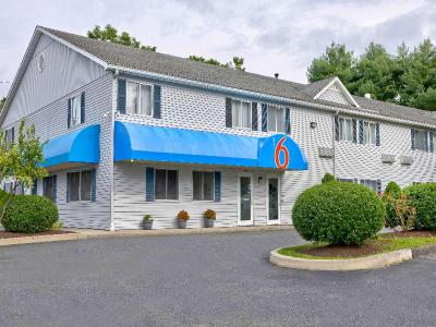 Motel 6 Bethel