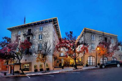 Hotel Petaluma, Tapestry Collection by Hilton