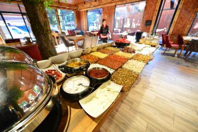 İnanlar Deluxe Hotel
