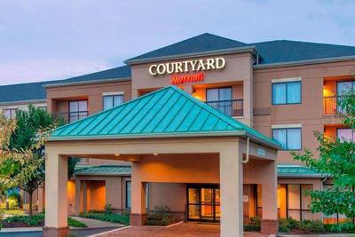 Courtyard Montgomery Prattville