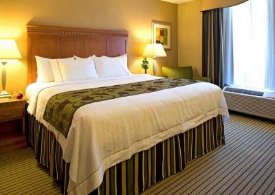 Fairfield Inn & Suites by Marriott Butler Blvd