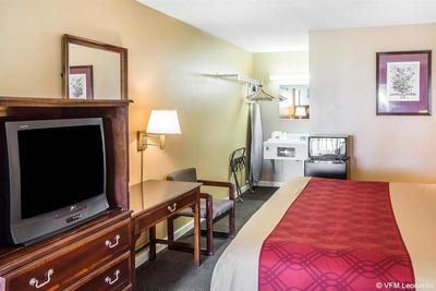 Econo Lodge Union City South Atlanta Area