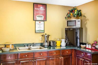 Econo Lodge Union City South Atlanta Area